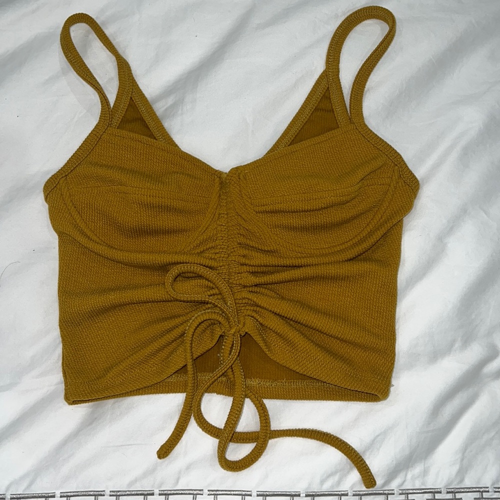 Top size small